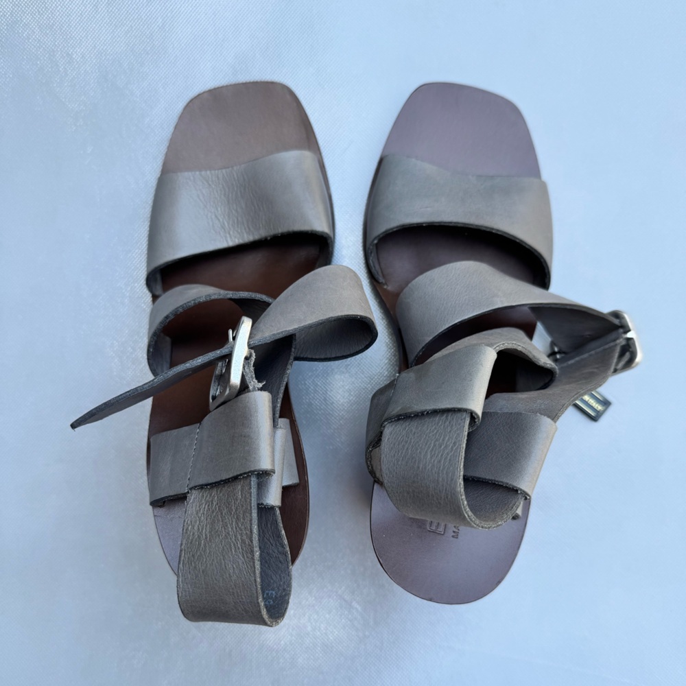 Boemos Leather Block Heel Sandals - Picture 5 of 5